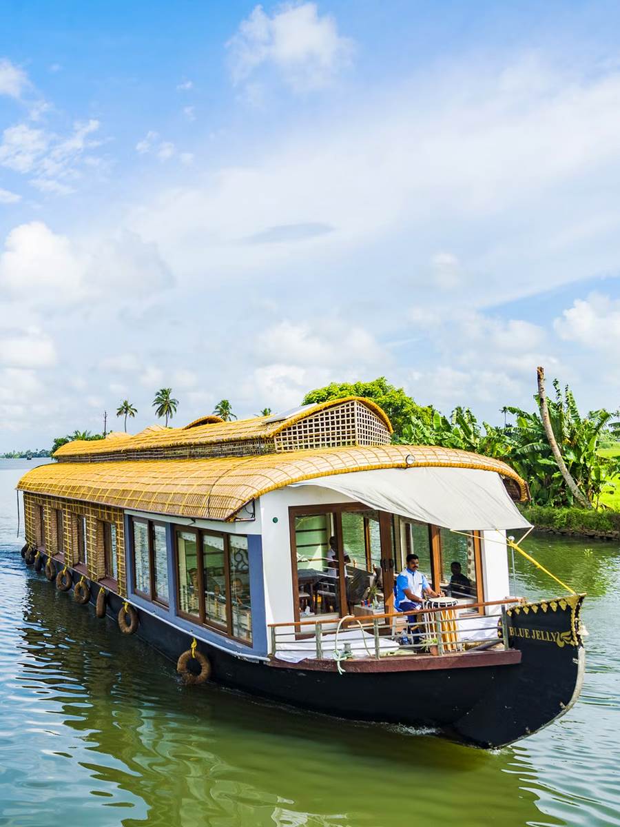 Houseboat activity in Kerala